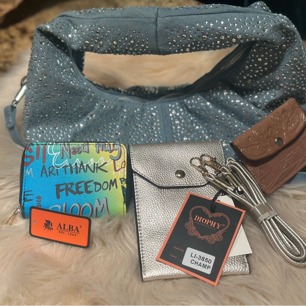BUNDLE URBAN EXPRESSION Blue Kimberleigh Crossbody Bag plus 3 additional bags.